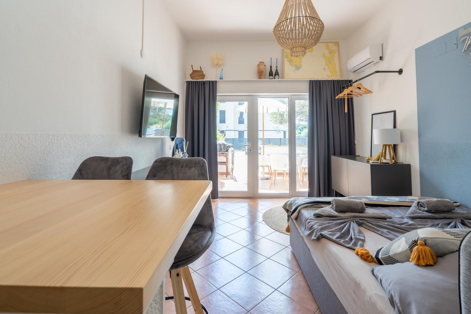 App Akumal-25M Zum Meer, Privatparkplatz, 50 Zoll Smart Tv, Sat Medulin Exteriör bild